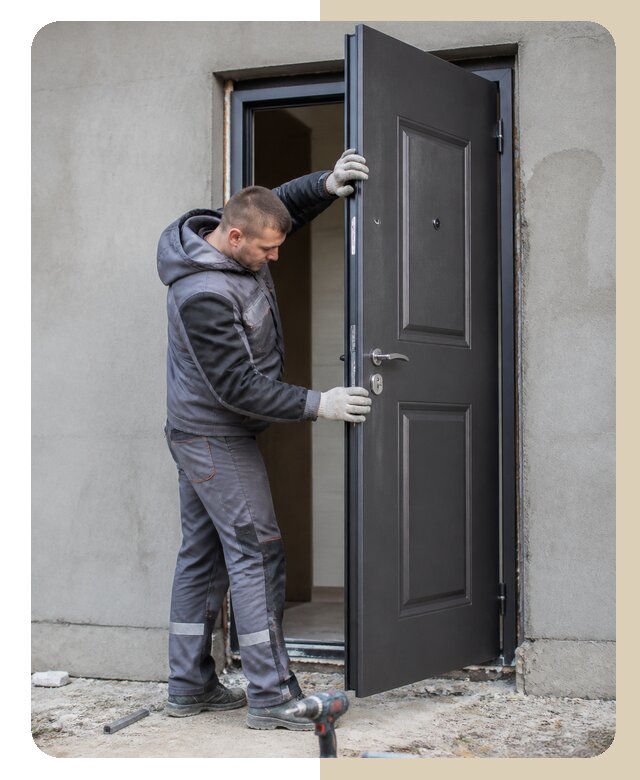 Установка уличной двери в Юбилейном по цене от 5667 р. | ДвериЛегко-Юбл